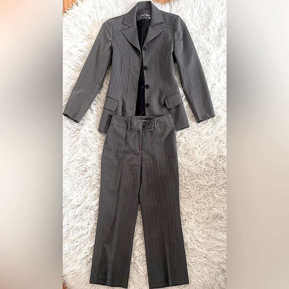 Jacket and pants pinstripe set.